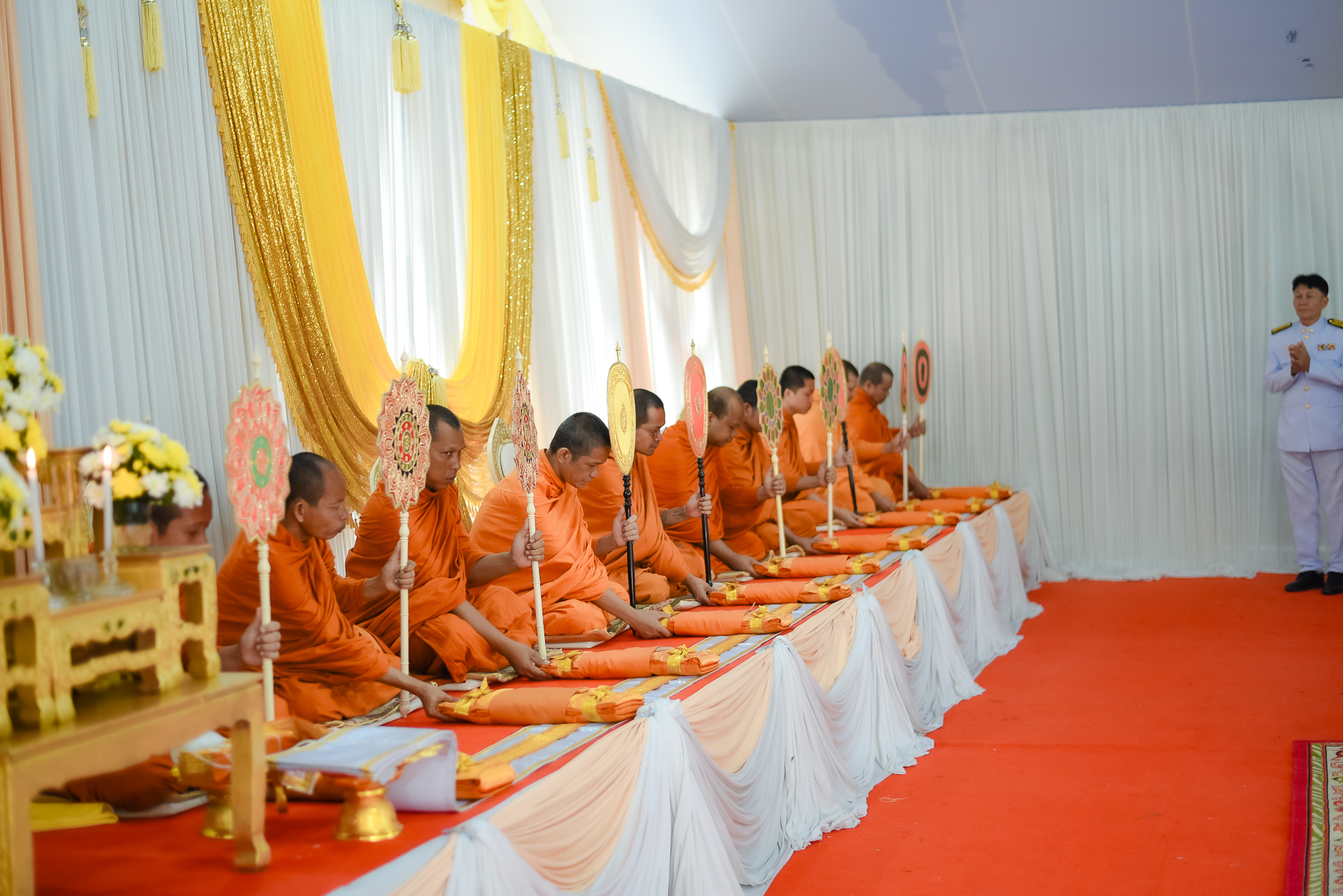 วันคล้ายวันสวรรคตพระบาทสมเด็จพระบรมชนกาธิเบศร มหาภูมิพลอดุลยเดชมหาราช บรมนาถบพิตร “วันนวมินทรมหาราช”
พิธีสวดพระพุทธมนต์และพิธีตักบาตร ถวายพระราชกุศล
เนื่องในวันนวมินทรมหาราช 13 ตุลาคม 2567  หลังสถานีรถไฟบ้านส้อง